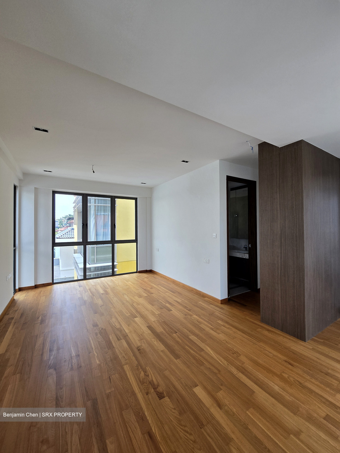 East Coast Avenue (D15), Terrace #606417981
